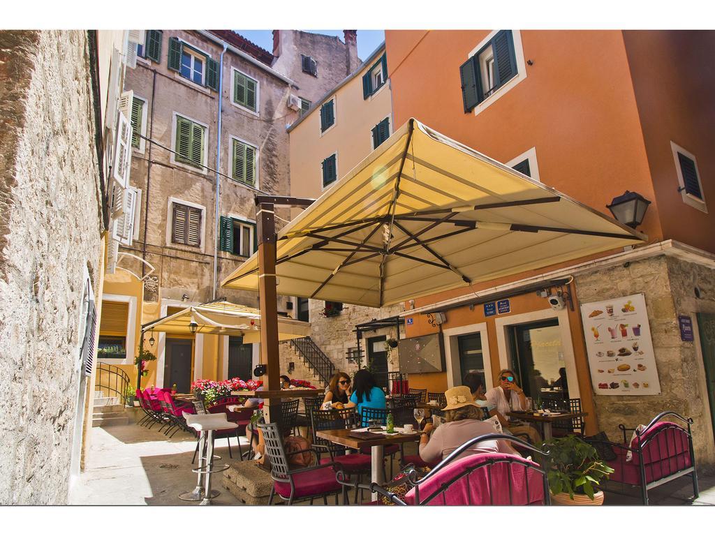 Guesthouse Imperator Split Exterior foto